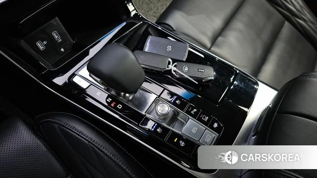 Kia K7 Premier Hybrid id 4477116 из Кореи 29