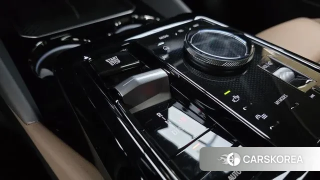 BMW 5 Series (G60) id 3486839 из Кореи 19