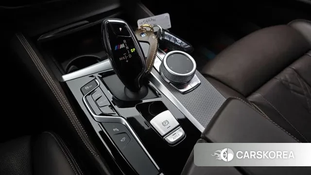 BMW 5 Series (G30) id 3754029 из Кореи 19