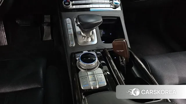 Genesis G90 id 3766156 из Кореи 19