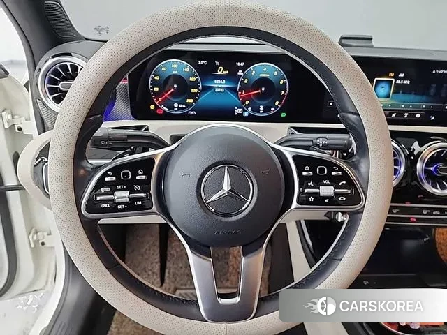 Mercedes-Benz A-Class W177 id 3550582 из Кореи 19