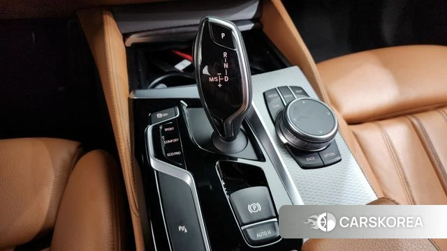 BMW 5 Series (G30) id 4746926 из Кореи 38