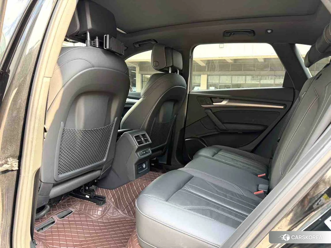Audi Q5L id 4510428 из Китая 9