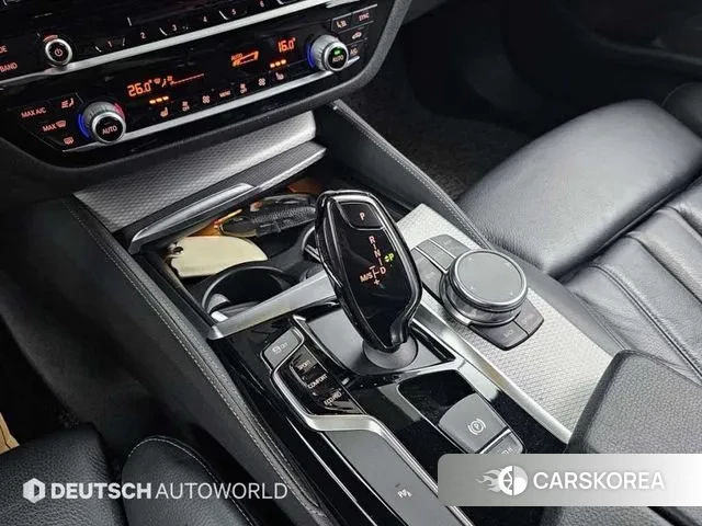 BMW 5 Series (G30) id 3510188 из Кореи 19