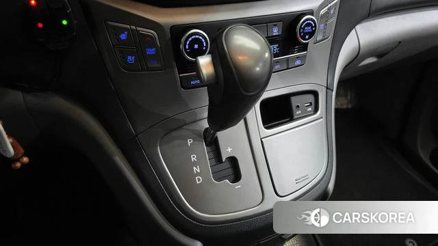 Hyundai The New Grand Starex id 4663072 из Кореи 19