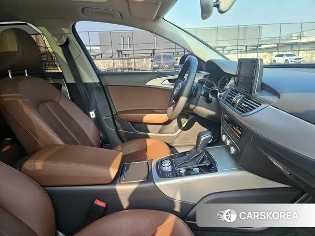 Audi A6L id 4212437 из Китая 17