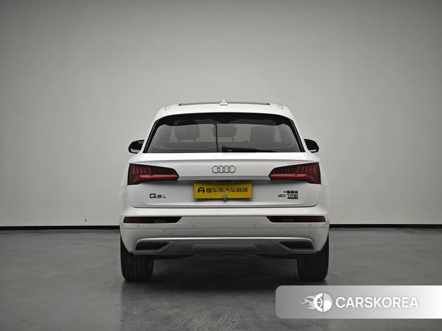 Audi Q5L id 4209222 из Китая 19