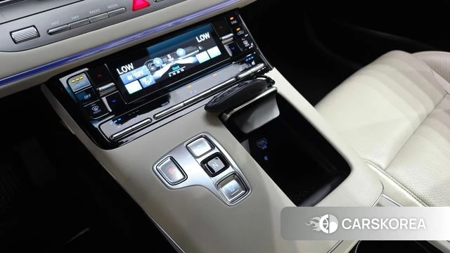 Hyundai The New Grandeur IG Hybrid id 4735757 из Кореи 34