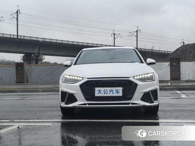 Audi A4L id 4209801 из Китая 14
