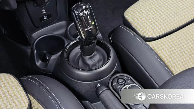 Mini Cooper S Convertible id 4687101 из Кореи 19