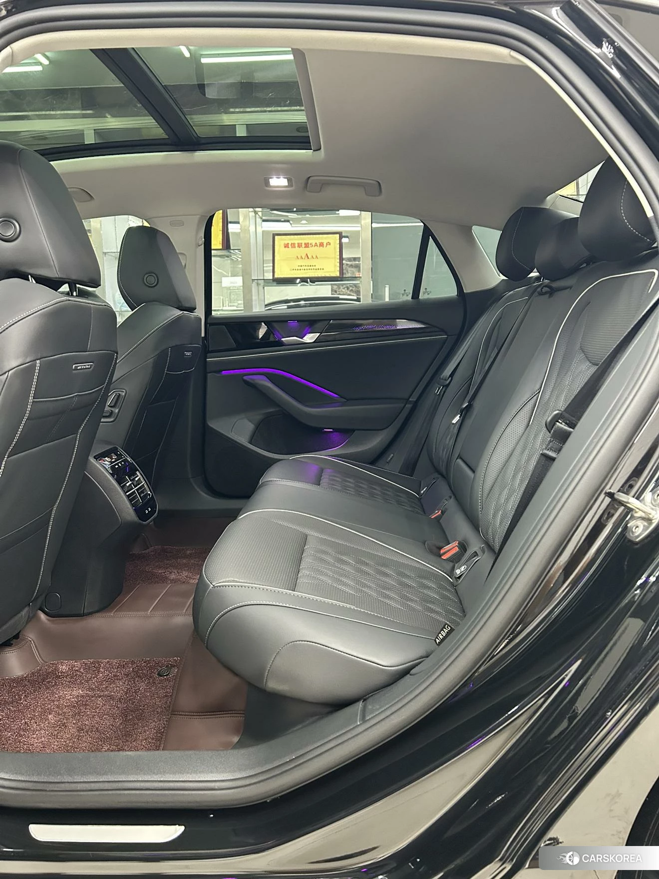 Volkswagen Magotan id 4468140 из Китая 21