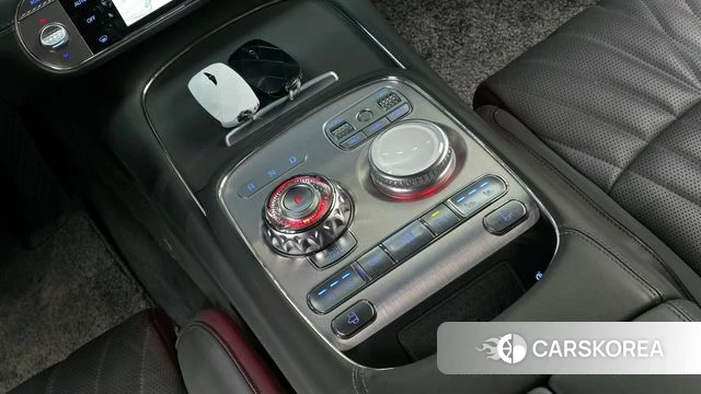 Genesis G90 (RS4) id 4230926 из Кореи 19