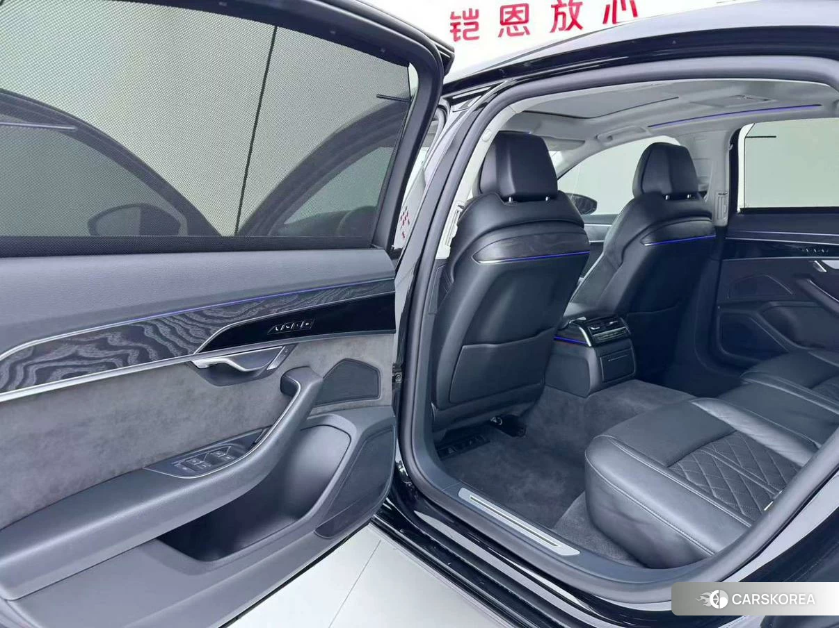 Audi A8 id 4479734 из Китая 14