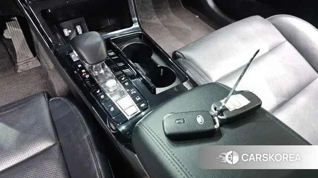 Kia K7 Premier id 3766015 из Кореи 19