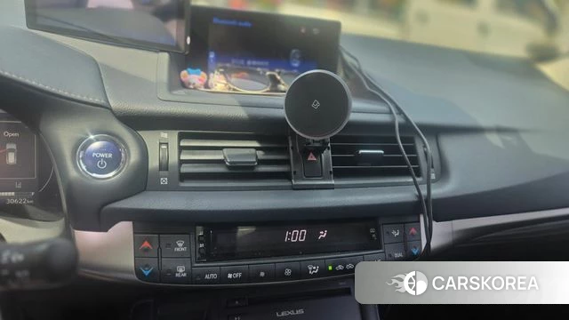 Lexus CT200h id 3942209 из Кореи 13