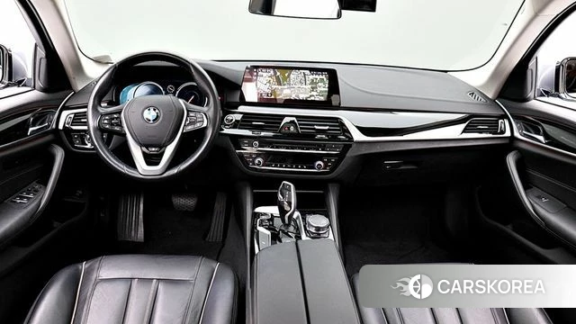 BMW 5 Series (G30) id 4325652 из Кореи 19