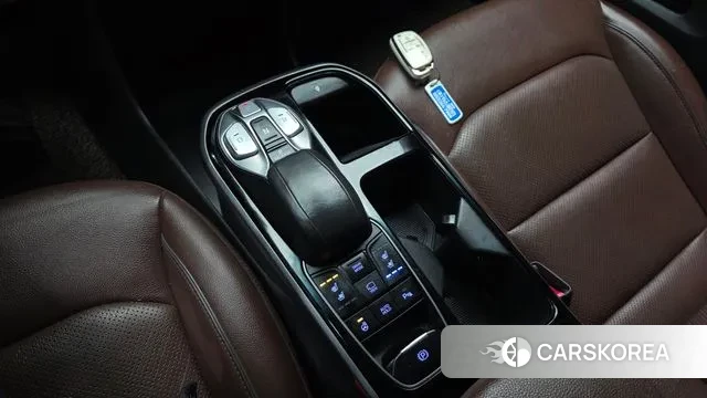 Hyundai The New Ionic Electric id 3692342 из Кореи 19