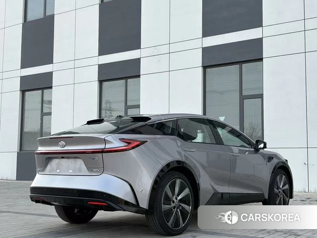 Toyota bZ5 id 3920234 из Китая 9