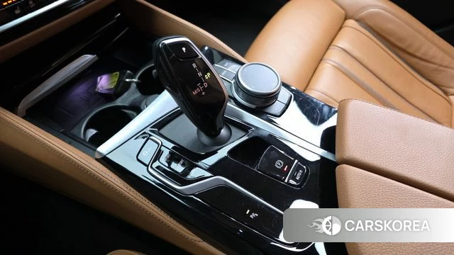 BMW 5 Series (G30) id 3818933 из Кореи 19