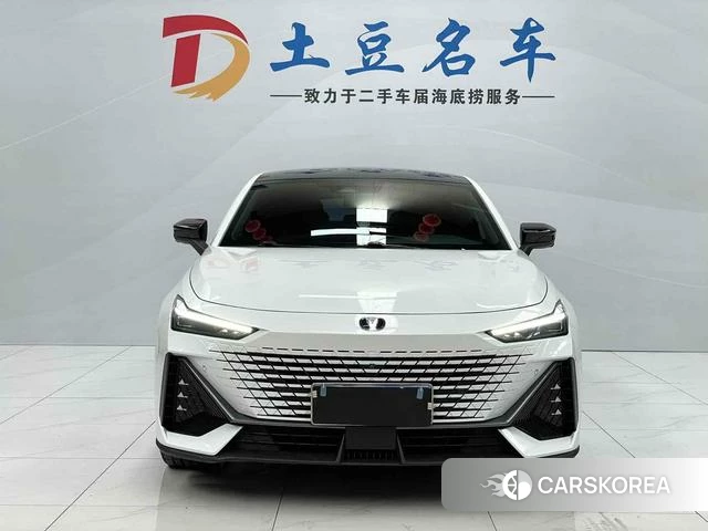 Chang'an UNI-V id 4374689 из Китая 17