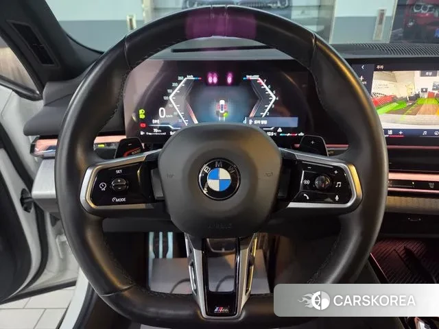 BMW 5 Series (G60) id 3629401 из Кореи 18