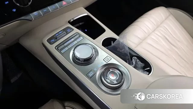 Genesis GV70 id 3741382 из Кореи 19