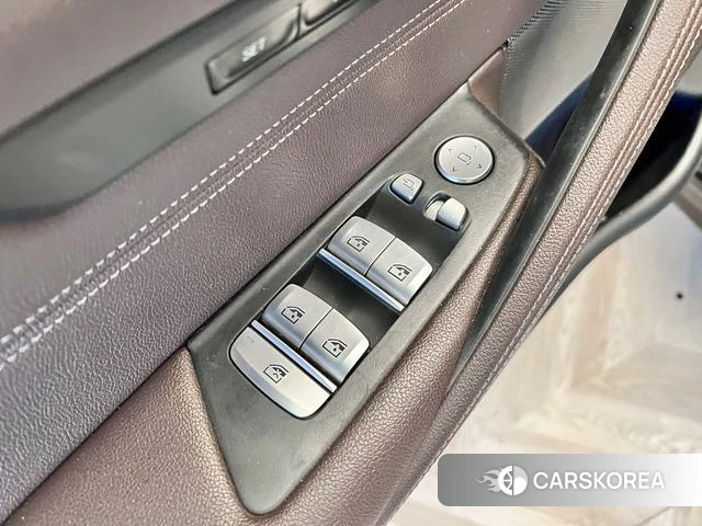 BMW 5 series id 4253067 из Китая 26