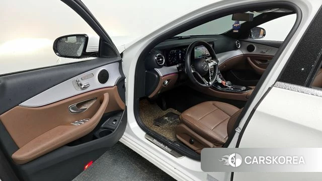 Mercedes-Benz E-Class W213 id 4355956 из Кореи 32