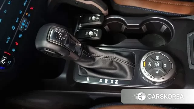 Ford Bronco 6th Generation id 3299642 из Кореи 19