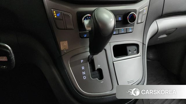 Hyundai The New Grand Starex id 4501526 из Кореи 27