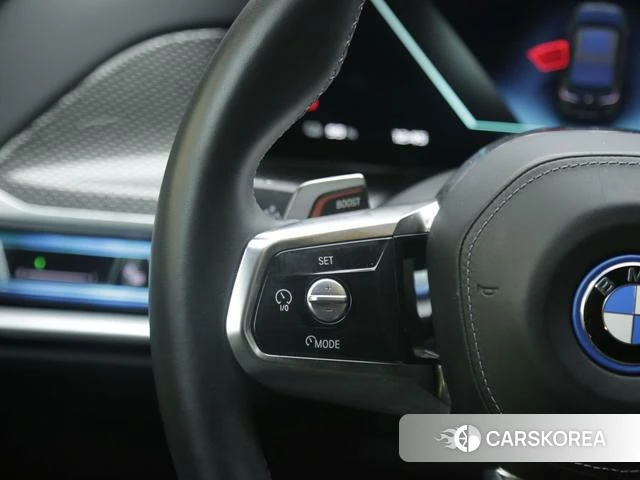 BMW i7 id 4258076 из Китая 17
