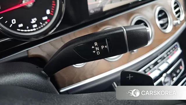 Mercedes-Benz E-Class W213 id 3149947 из Кореи 19