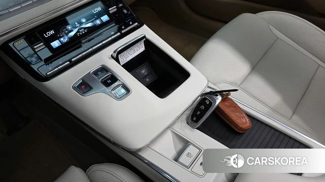 Hyundai The New Grandeur IG id 4225155 из Кореи 19