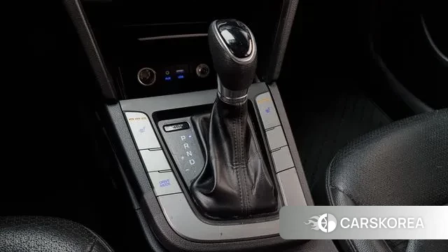 Hyundai Avante AD id 3709283 из Кореи 19