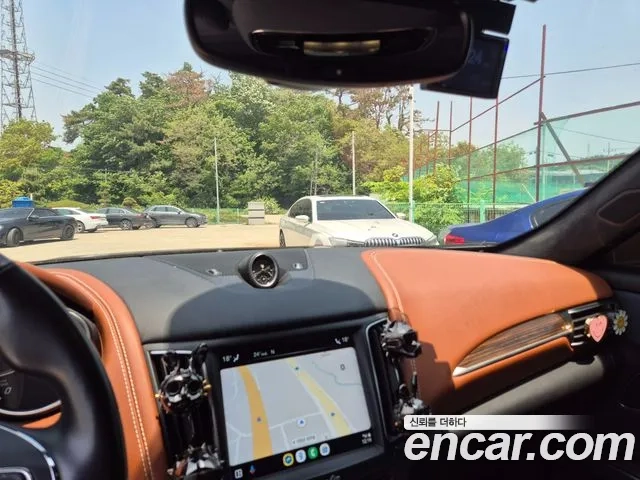 Maserati Levante id 2936917 из Кореи 14