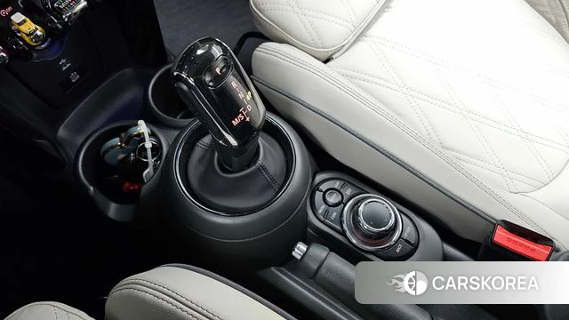 Mini Cooper S id 3799488 из Кореи 19