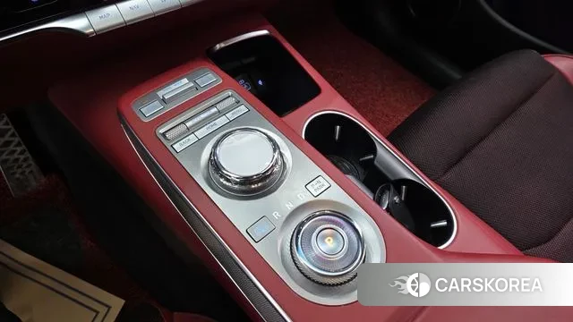 Genesis GV70 id 3621318 из Кореи 19