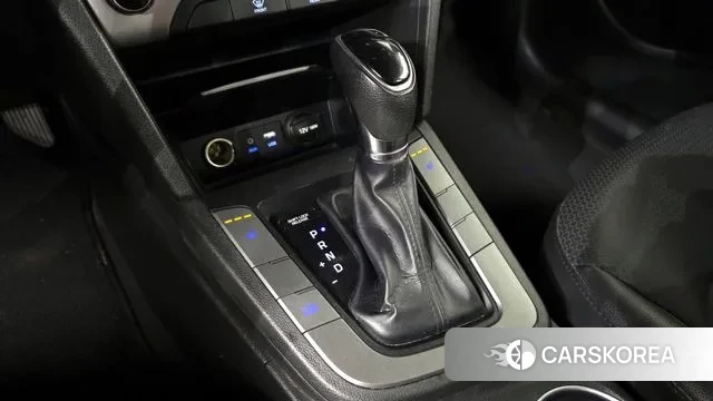 Hyundai Avante AD id 2977179 из Кореи 19