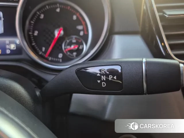 Mercedes-Benz GLE - Class W166 id 3313543 из Кореи 19