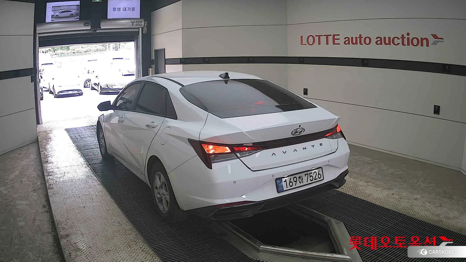 Hyundai Avante id 4289303 из Кореи 36