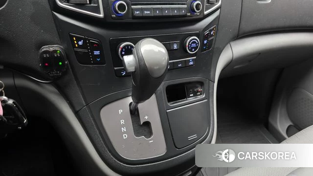 Hyundai The New Grand Starex id 4543405 из Кореи 19
