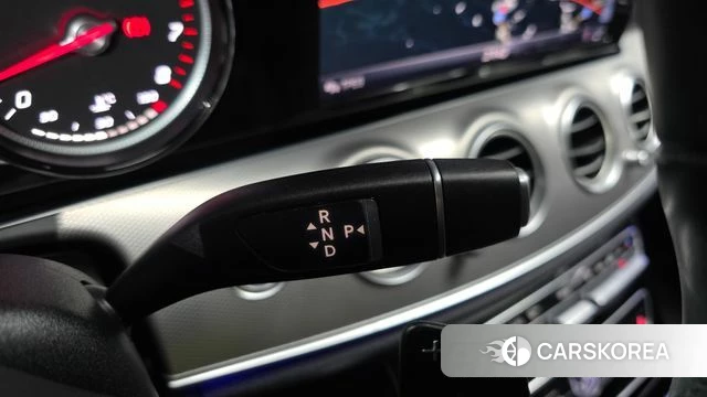 Mercedes-Benz E-Class W213 id 4447479 из Кореи 31