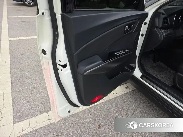 Ssangyong Tivoli Air id 3485110 из Кореи 17