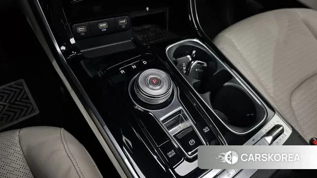 Kia Carnival 4th generation id 3300476 из Кореи 19