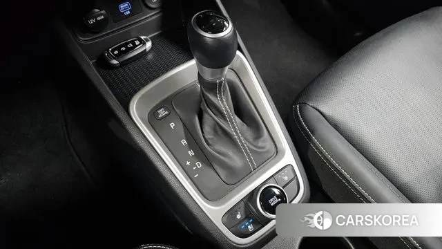 Hyundai Venue id 3504180 из Кореи 19