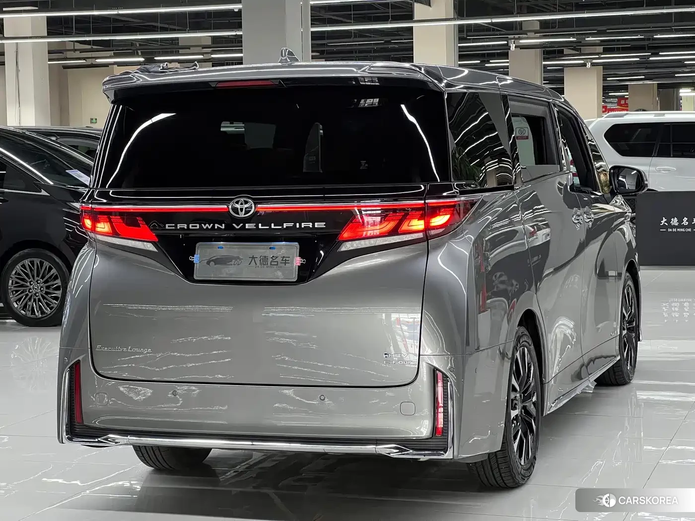 Toyota Vellfire id 4674327 из Китая 28
