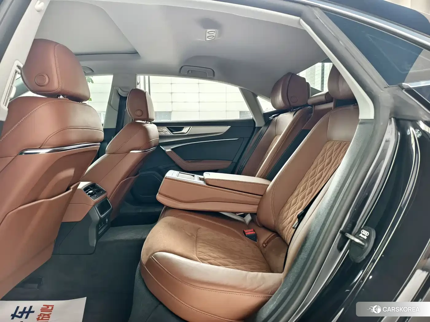 Audi A7L id 4547253 из Китая 15