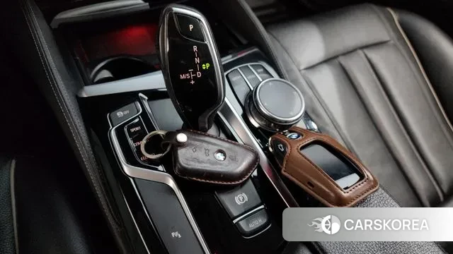 BMW 5 Series (G30) id 3345189 из Кореи 19