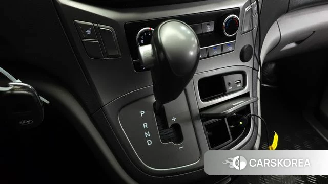 Hyundai The New Grand Starex id 4666970 из Кореи 29