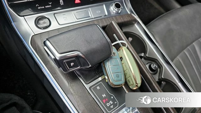 Audi A6 (C8) id 3859341 из Кореи 19